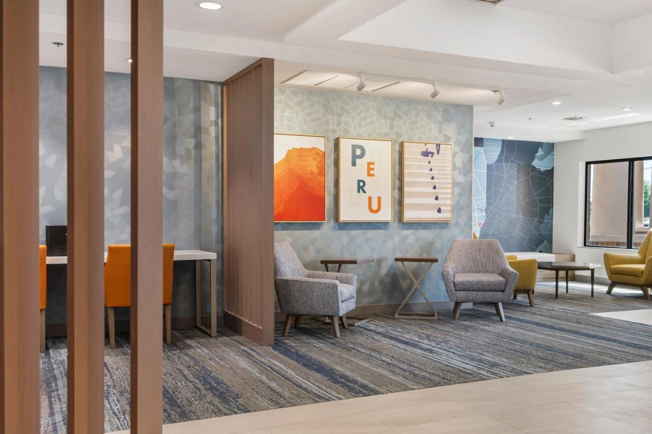 Hotel Express Peru-lasalle Area By Ihg Peru
