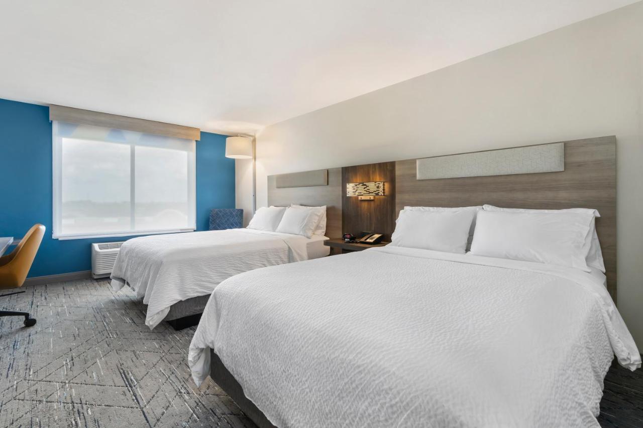 Hotel Express Peru-lasalle Area, An Ihg Peru