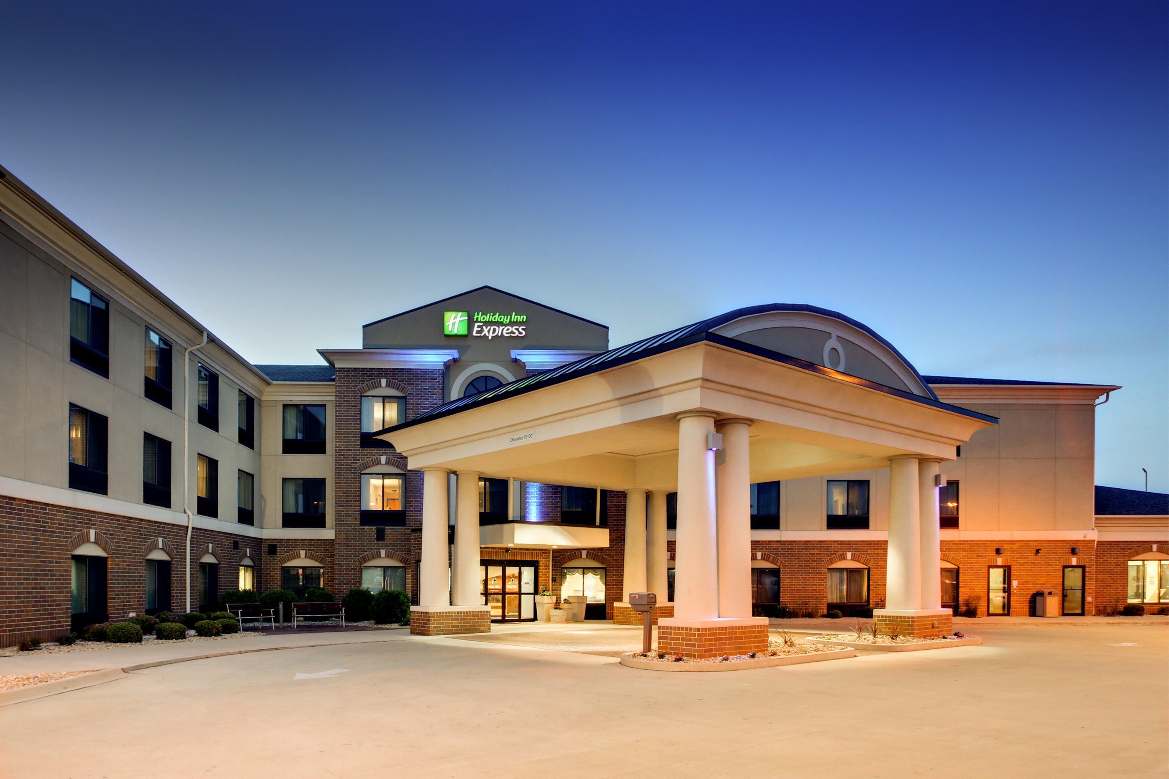 Hotel Express Peru-lasalle Area, An Ihg